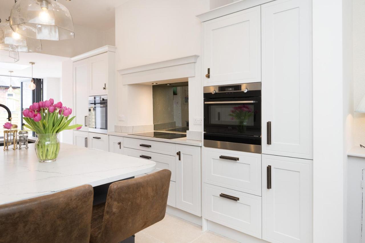 Townhouse By Harrogate Serviced Apartments Eksteriør billede